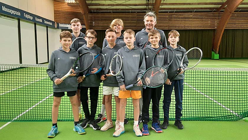 Neue Hoodies für die Jungs vom Tennisverein im Siebengebirge. Wir wünschen ganz viel Erfolg für die Saison!